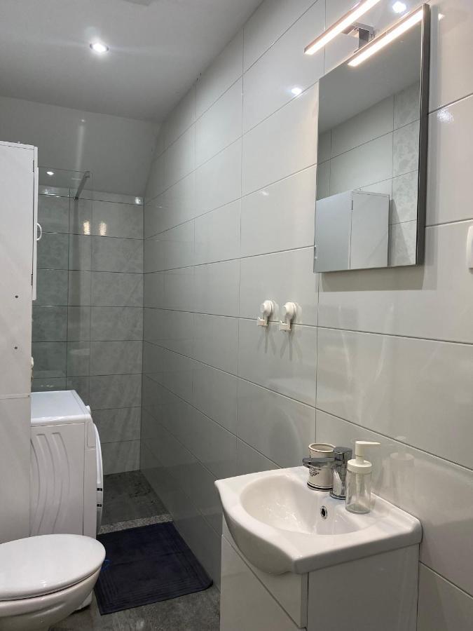 Apartma Azurre Postojna Bagian luar foto