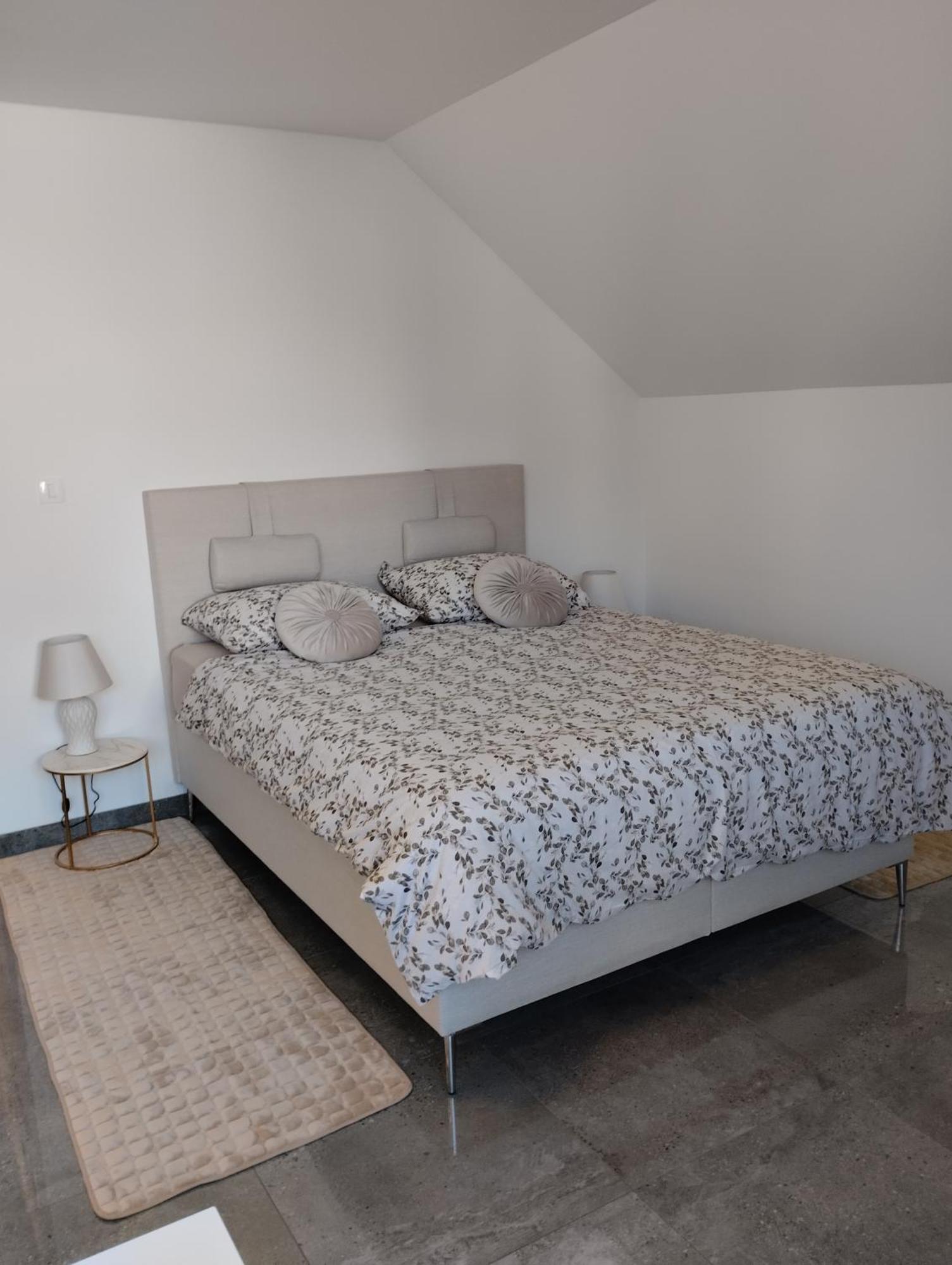 Apartma Azurre Postojna Bagian luar foto