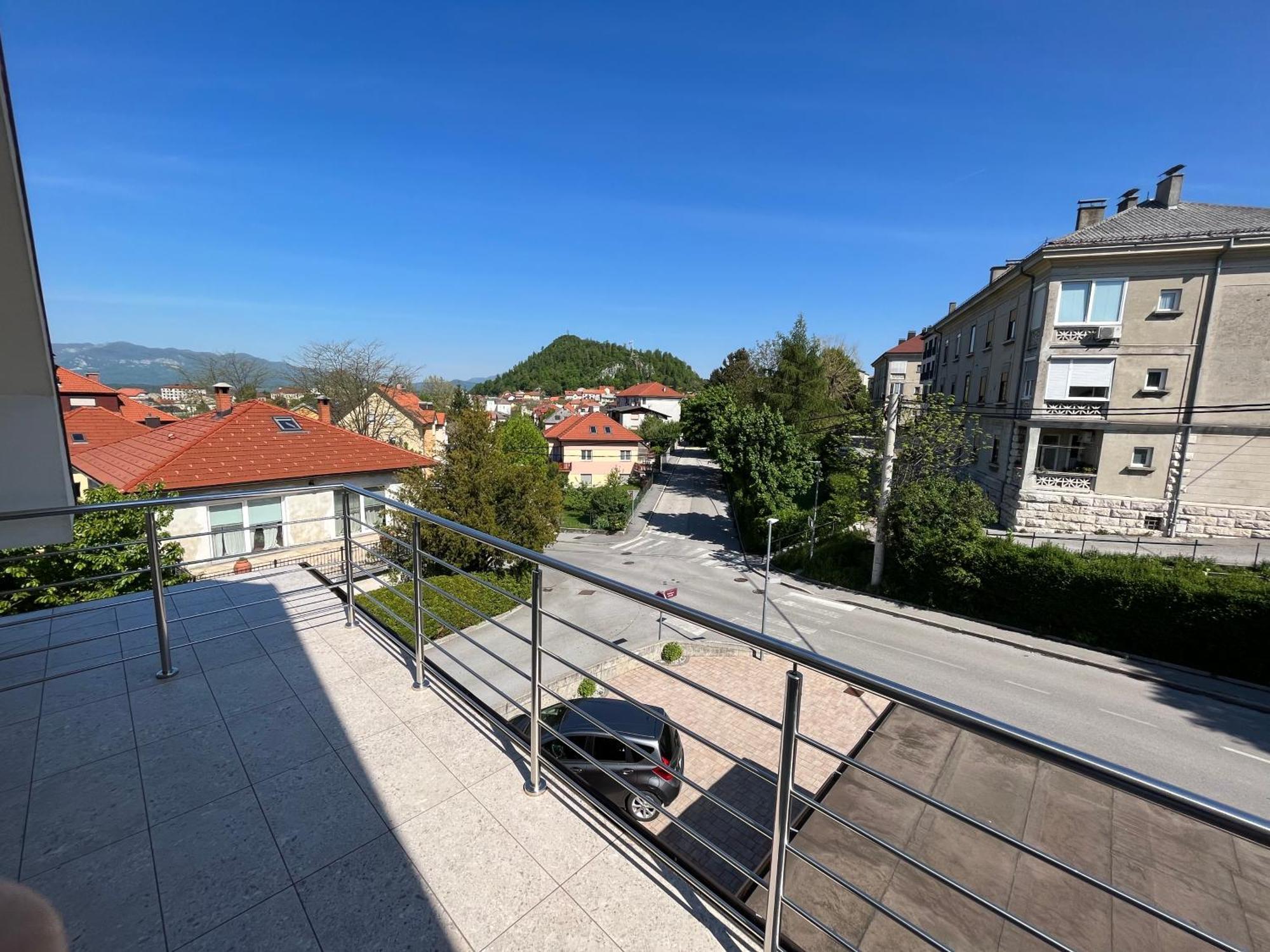 Apartma Azurre Postojna Bagian luar foto